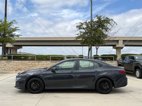 Used 2026 Toyota Camry LE FWD image 7