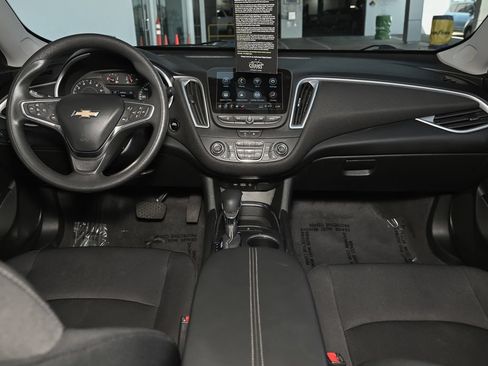Used 2023 Chevrolet Malibu LT FWD image 23
