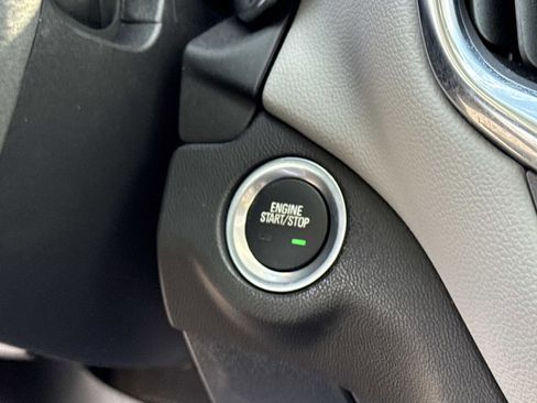 Used 2024 Chevrolet Equinox LS w/ Driver Confidence II Package image 5