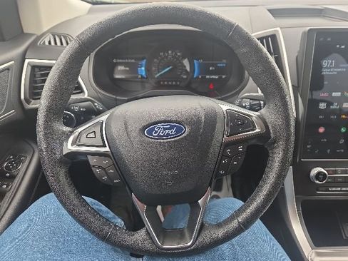 Used 2024 Ford Edge SEL AWD/4WD image 36