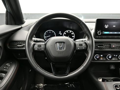 Certified 2025 Honda HR-V Sport image 29