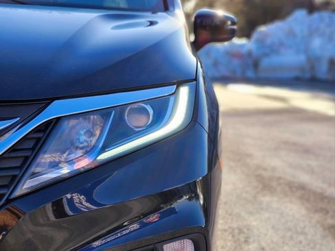 Used 2018 Honda Odyssey EX-L image 10