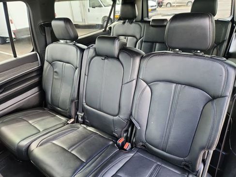 Used 2023 Jeep Wagoneer L Series II image 27