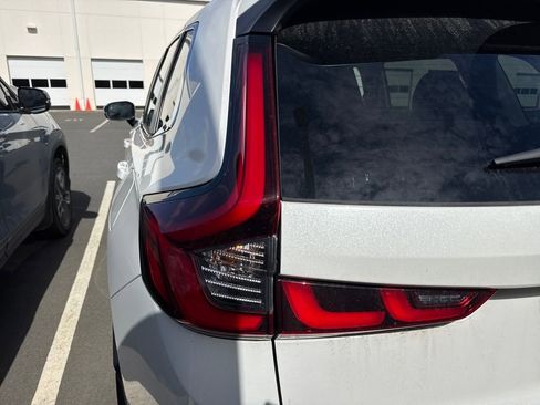 Used 2024 Honda CR-V EX-L image 19