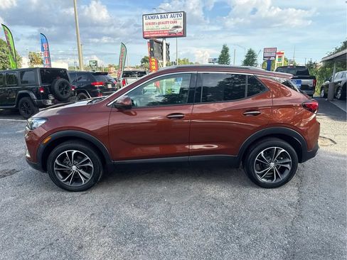 Used 2020 Buick Encore GX Essence w/ Advanced Technology Package AWD/4WD image 8