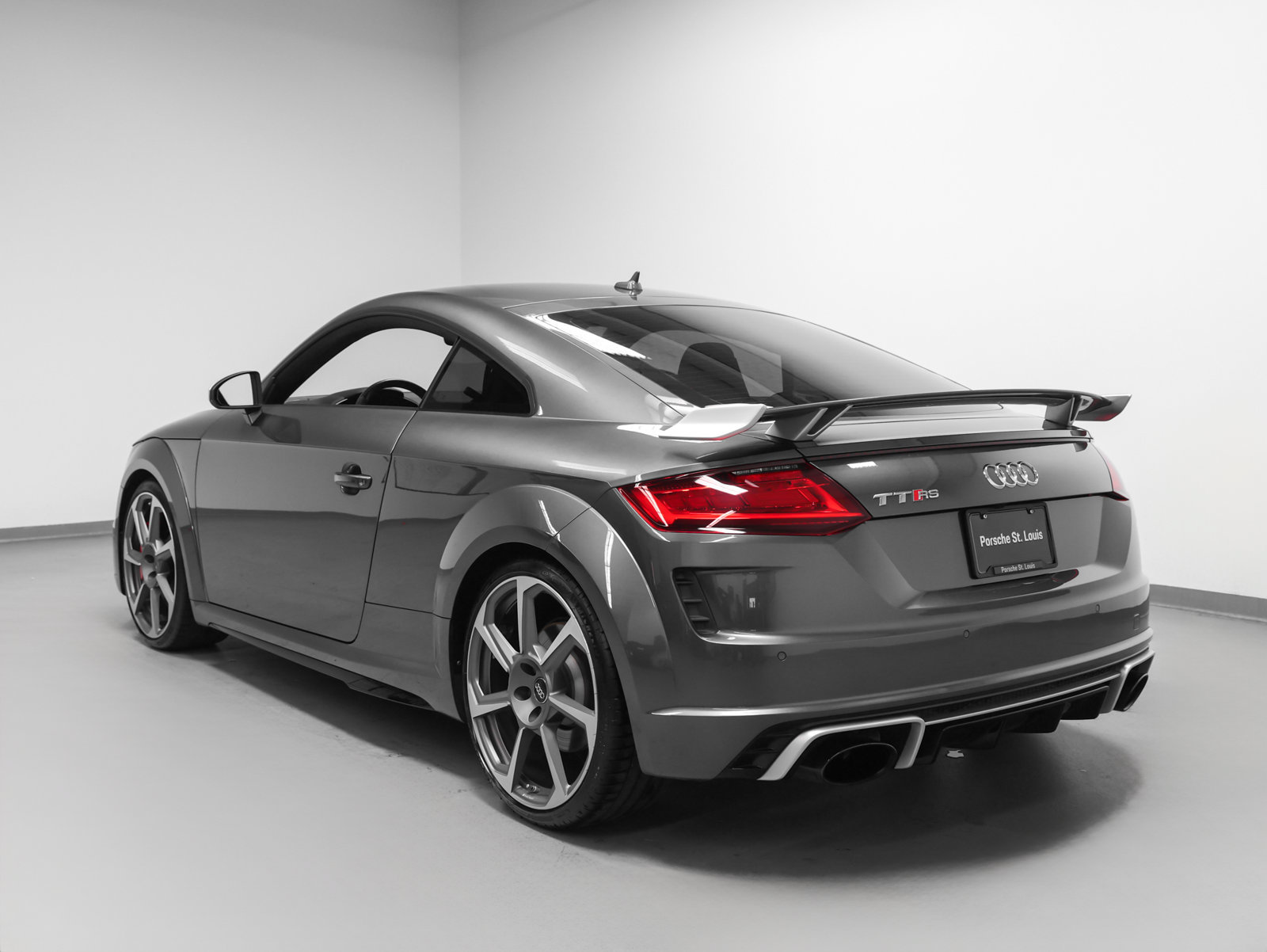Used 2019 Audi TT RS AWD/4WD image 3