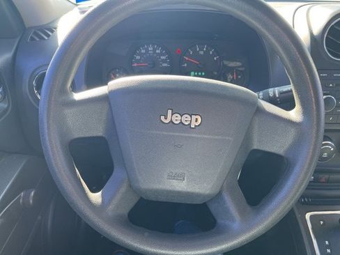 Used 2010 Jeep Patriot Sport image 22