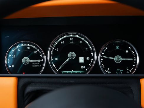 Certified 2022 Rolls-Royce Cullinan w/ Cullinan Package AWD/4WD image 13
