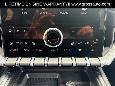 Used 2025 GMC Acadia Elevation AWD/4WD image 24