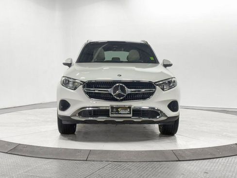 Certified 2025 Mercedes-Benz GLC 300 4MATIC image 2