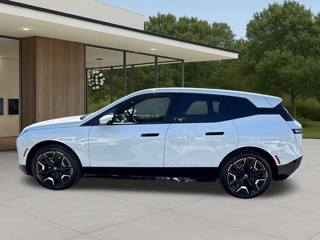 Certified 2024 BMW iX xDrive50 w/ Premium Package AWD/4WD image 13