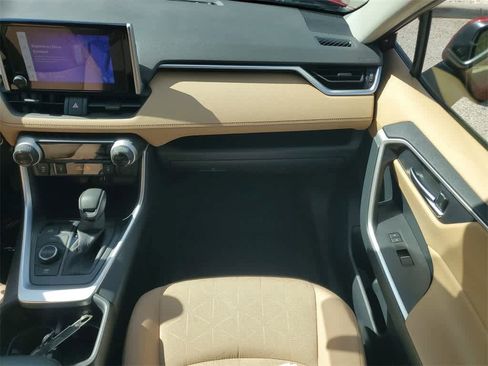 Used 2025 Toyota RAV4 XLE w/ Convenience Package image 14