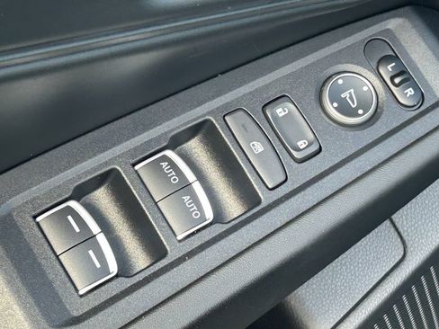 Used 2025 Honda Accord SE image 26