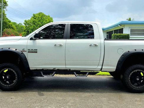 Used 2018 RAM 3500 SLT w/ Protection Group AWD/4WD image 11