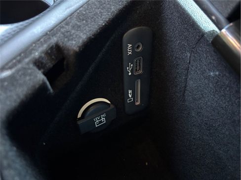 Used 2016 Dodge Challenger SRT Hellcat image 35