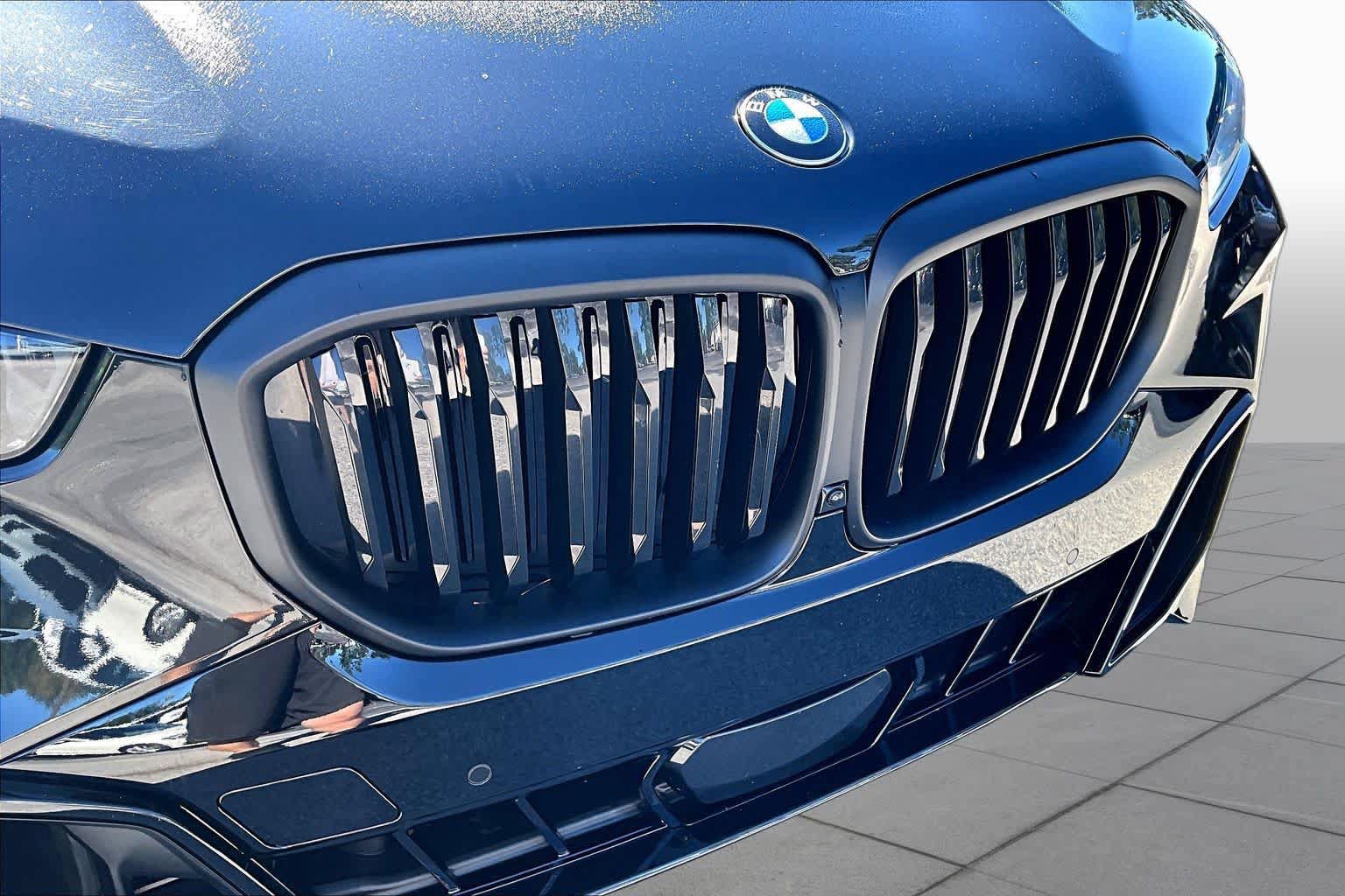 Used 2025 BMW X5 xDrive40i w/ Executive Package AWD/4WD image 30