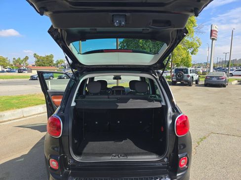 Used 2014 FIAT 500L Trekking w/ Popular Equipment Group FWD image 13
