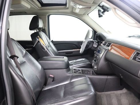 Used 2007 GMC Yukon SLT w/ SLT Preferred Equipment Group AWD/4WD image 22