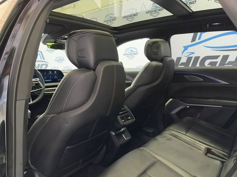 Used 2024 Cadillac Lyriq Sport image 17