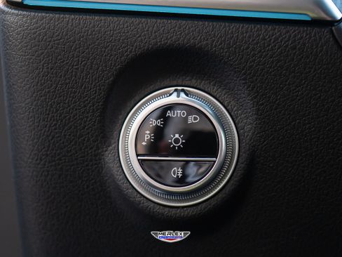 Used 2022 Mercedes-Benz C 300 4MATIC Sedan image 36