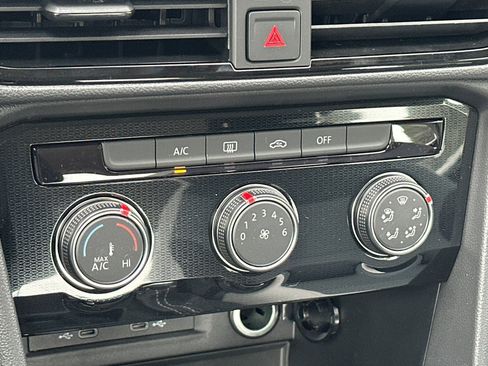 New 2026 Volkswagen Taos S image 20