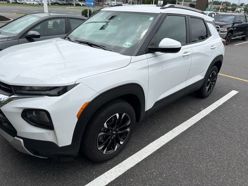 Certified 2023 Chevrolet TrailBlazer LT FWD image 9