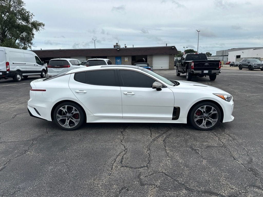 Used 2020 Kia Stinger GT-Line w/ Sun & Sound Package AWD/4WD image 4