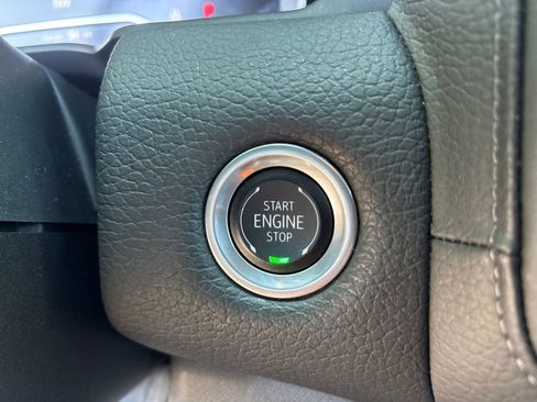 Certified 2024 GMC Yukon Denali RWD image 26