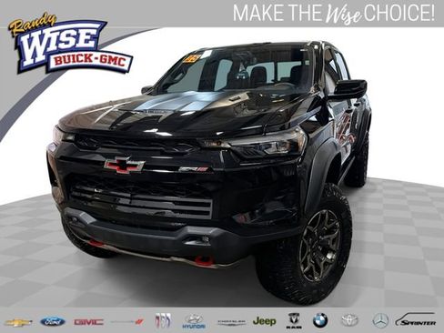 Certified 2025 Chevrolet Colorado ZR2 w/ Technology Package AWD/4WD image 1