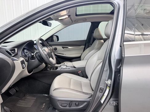 Certified 2023 INFINITI QX50 Luxe FWD image 10