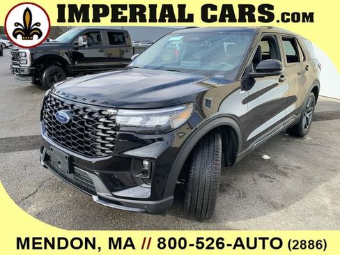 New 2026 Ford Explorer ST-Line w/ ST-Line Street Pack image 5