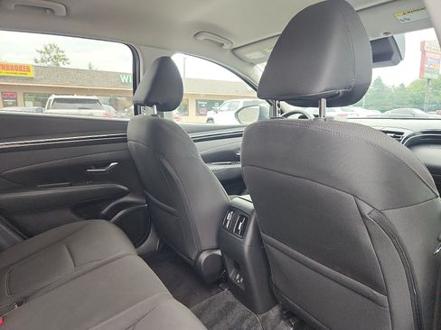 Certified 2023 Hyundai Tucson SEL AWD/4WD image 28