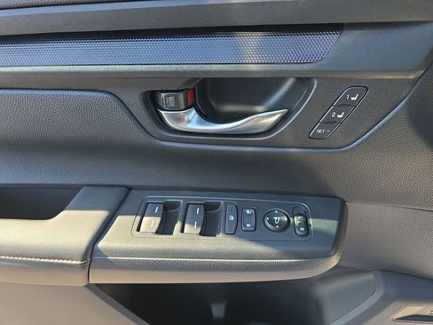 Used 2025 Honda CR-V Sport-L image 31