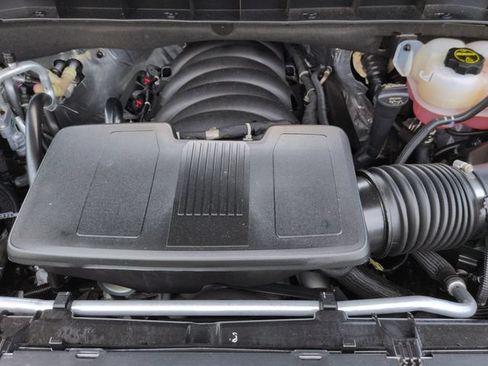 Used 2025 GMC Yukon XL Denali AWD/4WD image 32