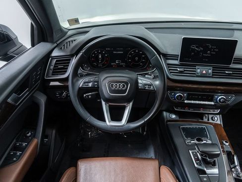 Used 2018 Audi Q5 2.0T Premium Plus w/ Premium Plus Package AWD/4WD image 21