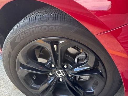 Used 2025 Honda Accord SE image 12