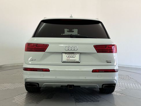 Used 2017 Audi Q7 3.0T Premium Plus w/ Premium Plus Package AWD/4WD image 10