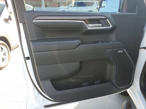 Used 2023 Chevrolet Silverado 1500 RST w/ Redline Edition image 19