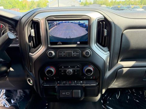 Used 2019 Chevrolet Silverado 1500 LT w/ All-Star Edition AWD/4WD image 29