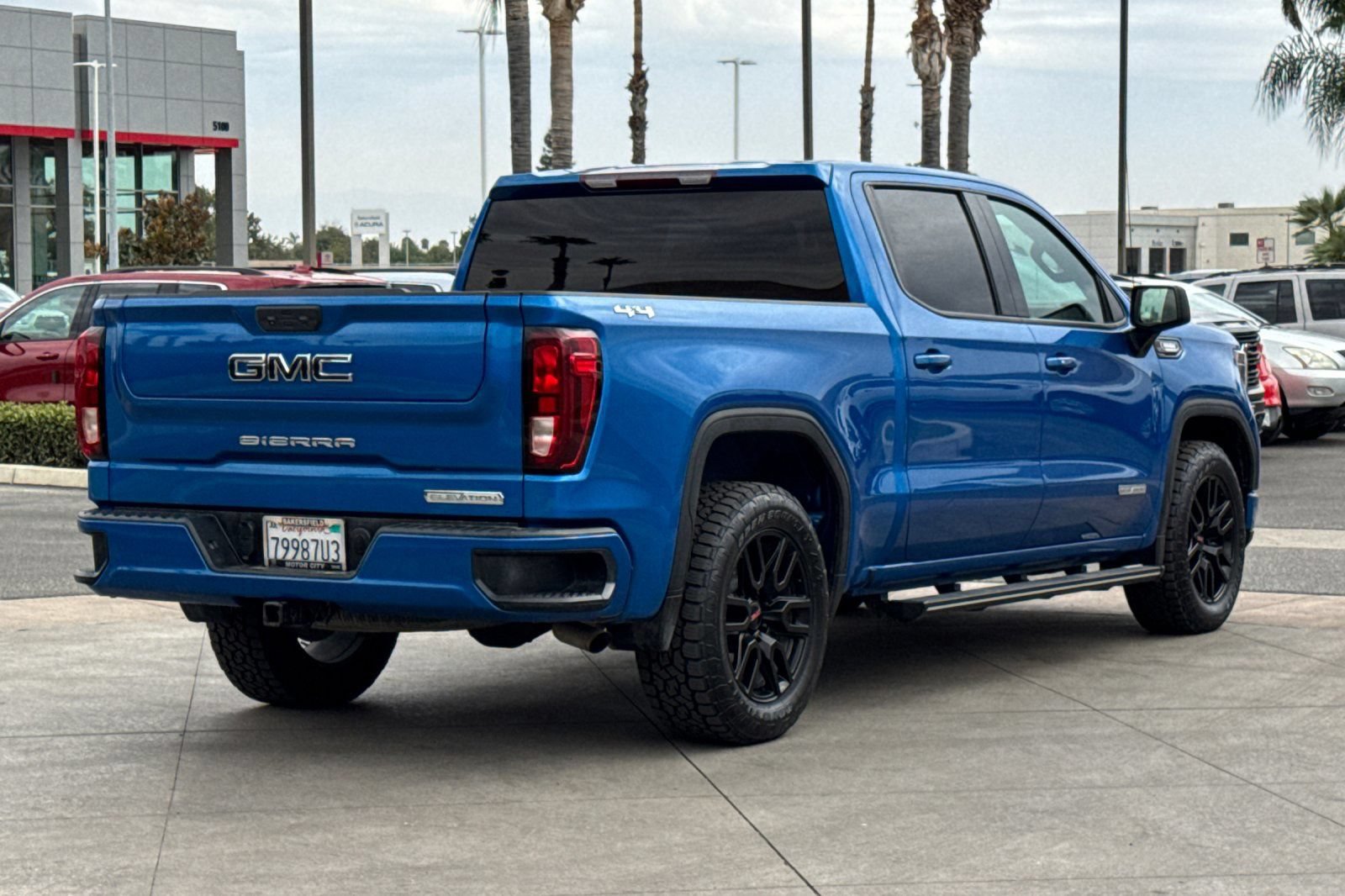 Used 2023 GMC Sierra 1500 Elevation AWD/4WD image 4