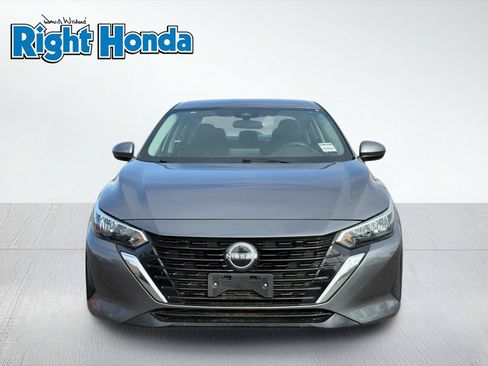 Used 2024 Nissan Sentra SV FWD image 5