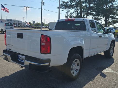 Certified 2022 Chevrolet Colorado W/T w/ WT Convenience Package RWD image 5