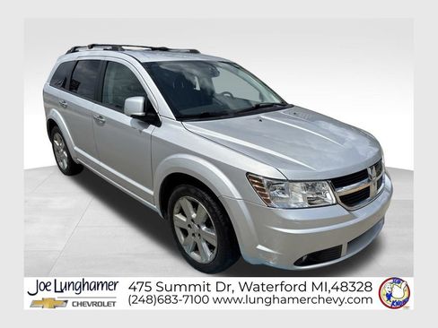 Used 2010 Dodge Journey R/T w/ Navigation & Sound Group I FWD image 1