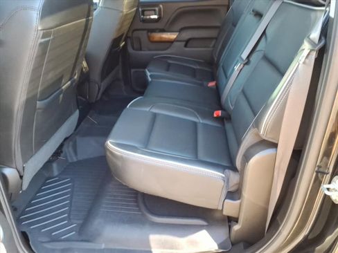 Used 2017 Chevrolet Silverado 2500 High Country w/ Duramax Plus Package image 15