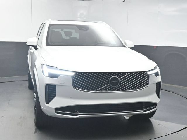 Used 2026 Volvo XC90 T8 Plus w/ Protection Package Premier AWD/4WD image 3