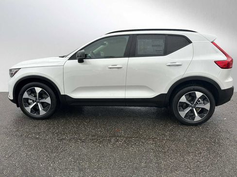 New 2026 Volvo XC40 B5 Plus w/ Protection Package Premier image 6