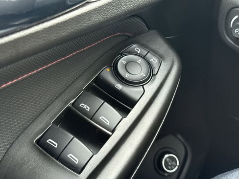 Used 2023 Chevrolet TrailBlazer RS w/ Sun and Liftgate Package image 25