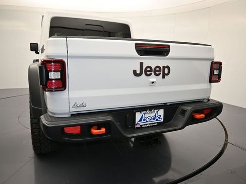 New 2026 Jeep Gladiator Mojave w/ Safety Group AWD/4WD image 23