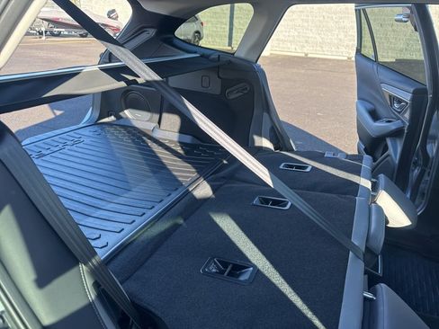 Used 2025 Subaru Outback Limited image 19