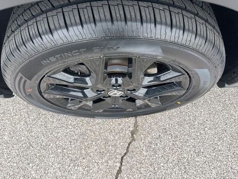 Used 2024 Honda HR-V Sport image 17